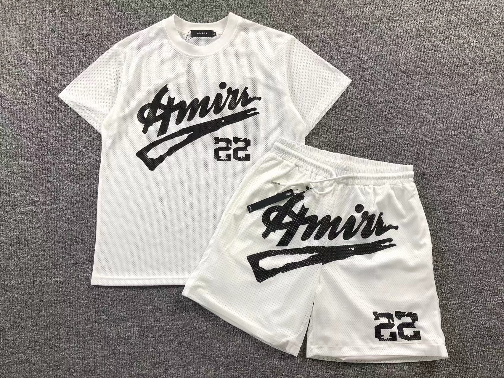 Amiri Shorts & Tshirt