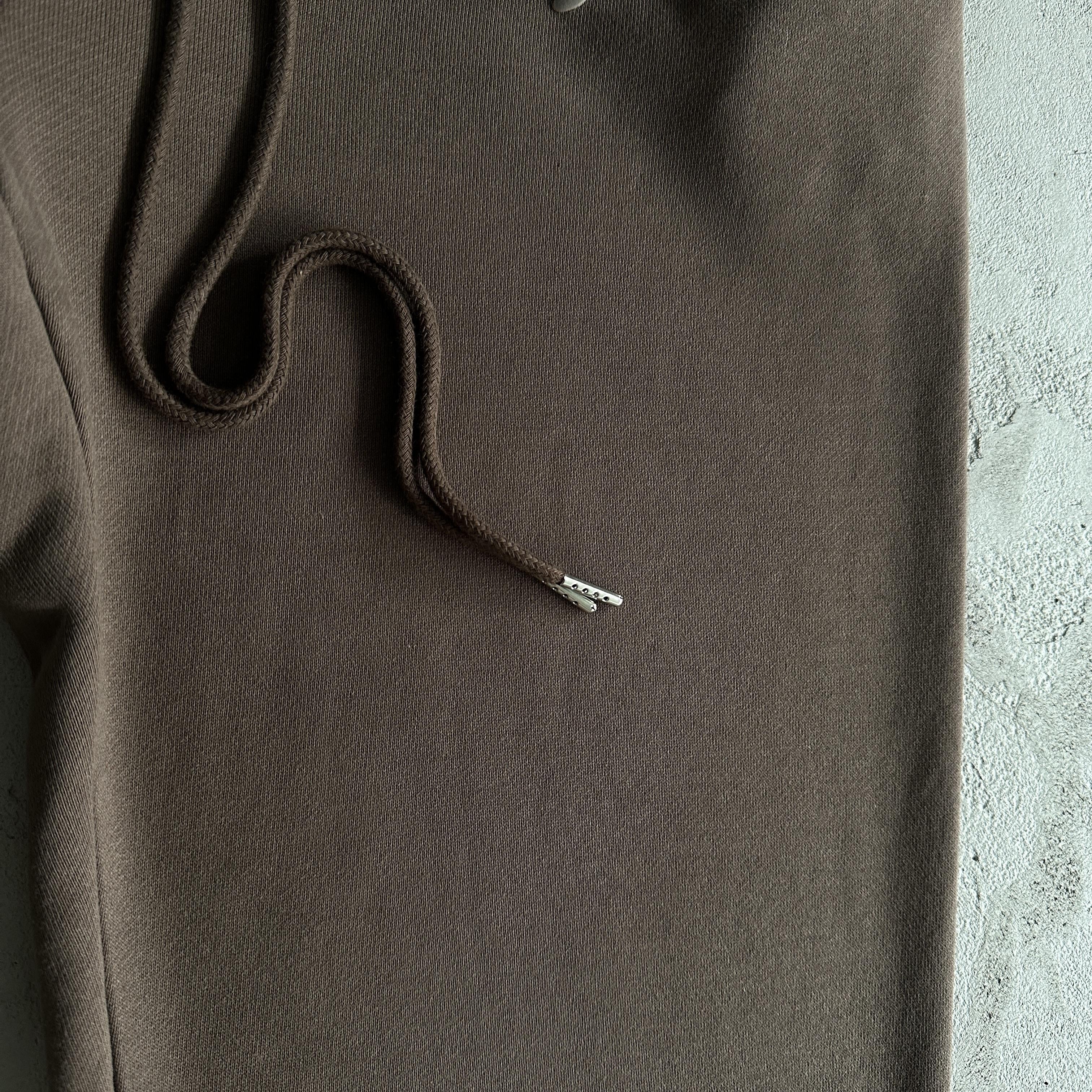 Broken P Granite Base Suit