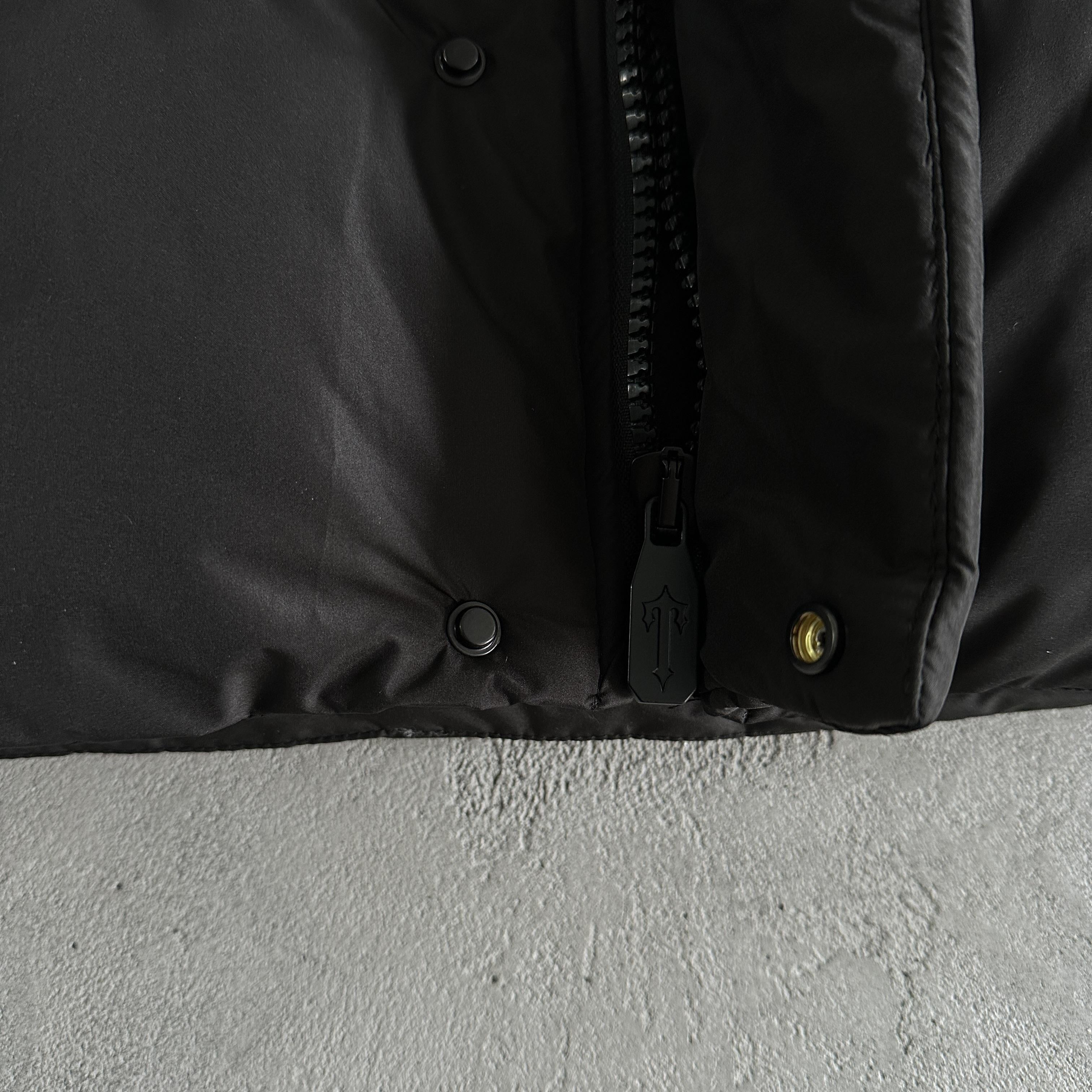 Trapstar Decoded Arch Puffer Jacket Black